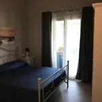In Con Piscina شقة