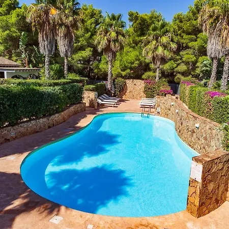 In Con Piscina דירה *