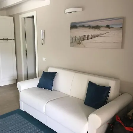 דירה In Con Piscina