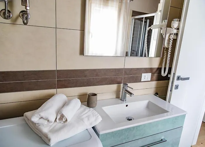 Apartman In Con Piscina Porto Pino