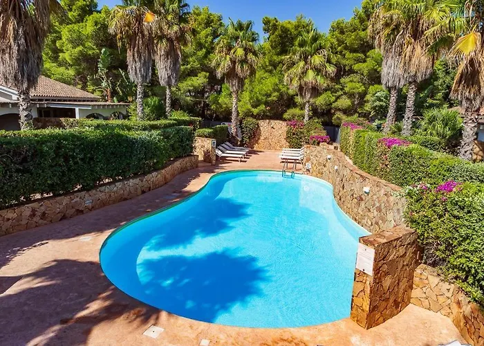 In Con Piscina Apartman *