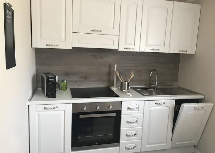 Apartman In Con Piscina *