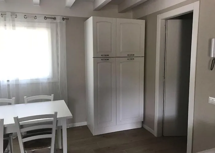 Apartman In Con Piscina