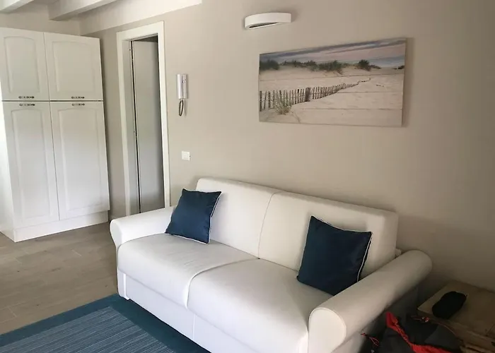 Apartman In Con Piscina